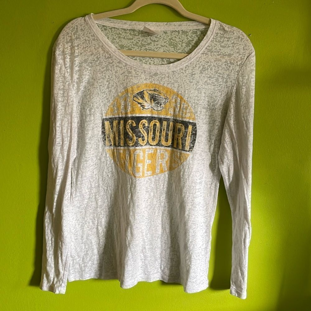 KA Knights White Burnout University Of Missouri Long Sleeve Tee Shirt Size XL